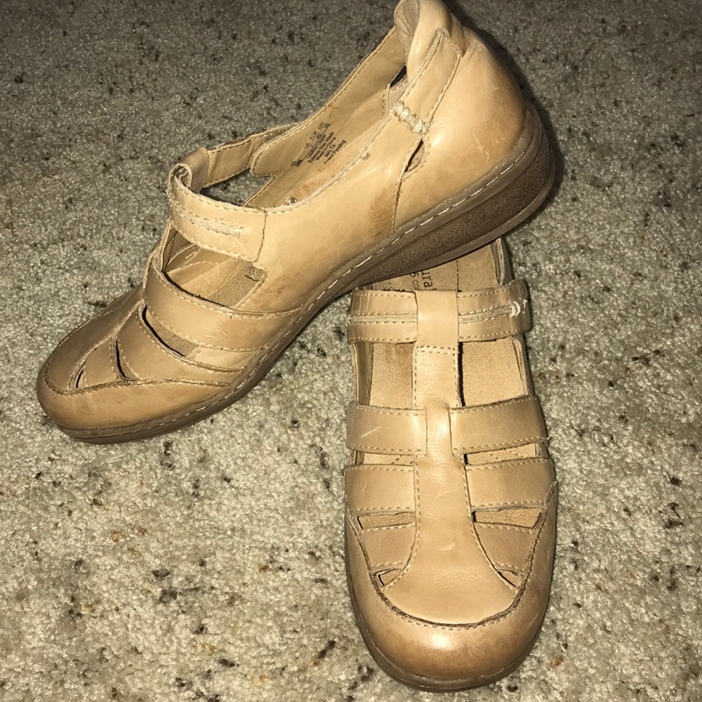 Naturalizer N5 comfort shoes
